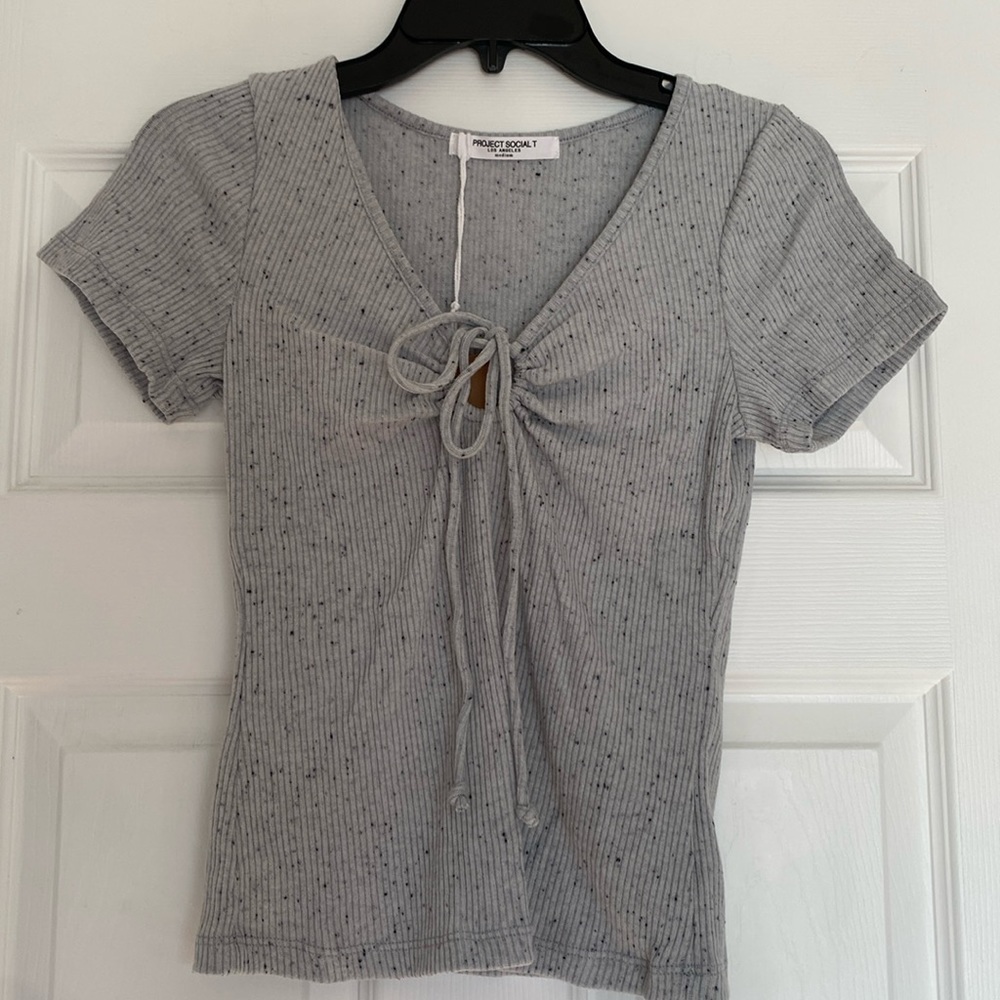 Project Social T short sleeve keyhole neck tee size medium
